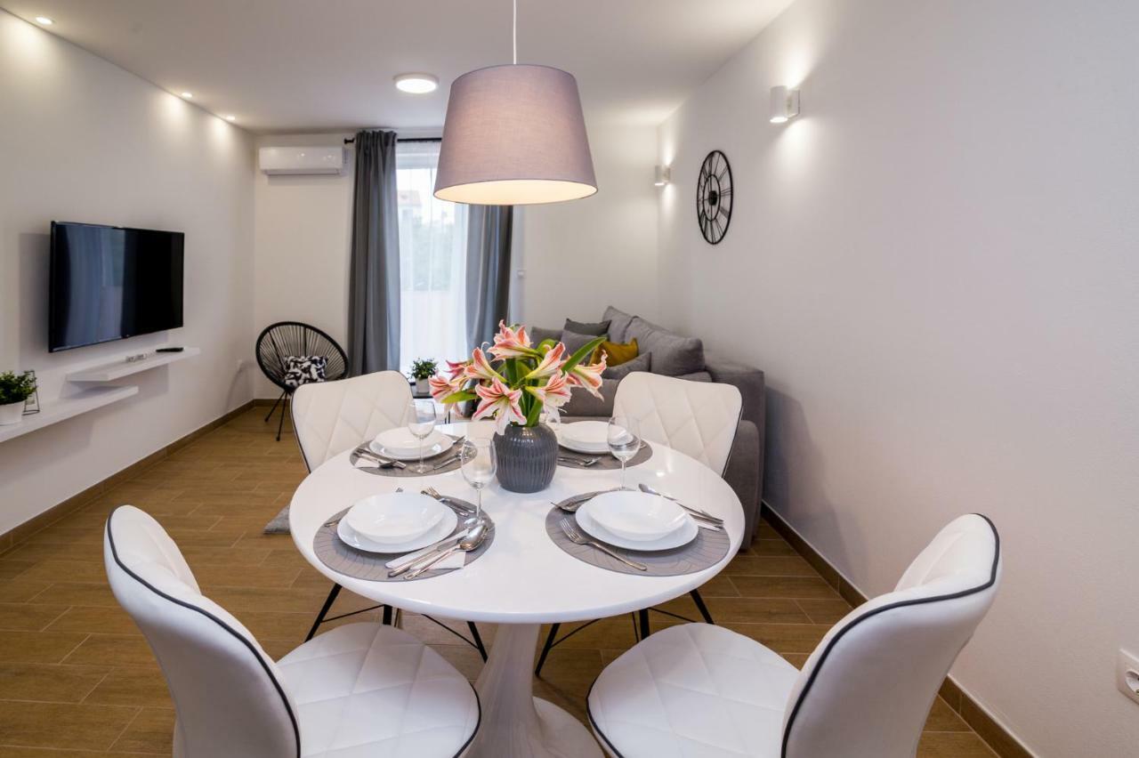 Fk Apartment Pakostane